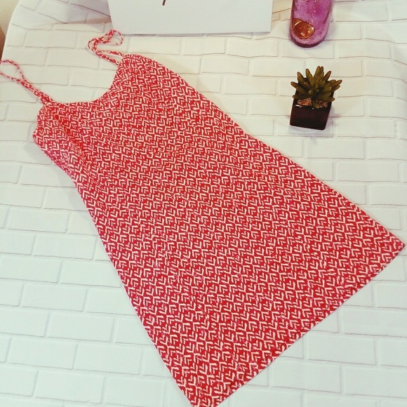 Free People Dresses & Skirts - FREE PEOPLE Red and White Sweetheart Bodycon dress